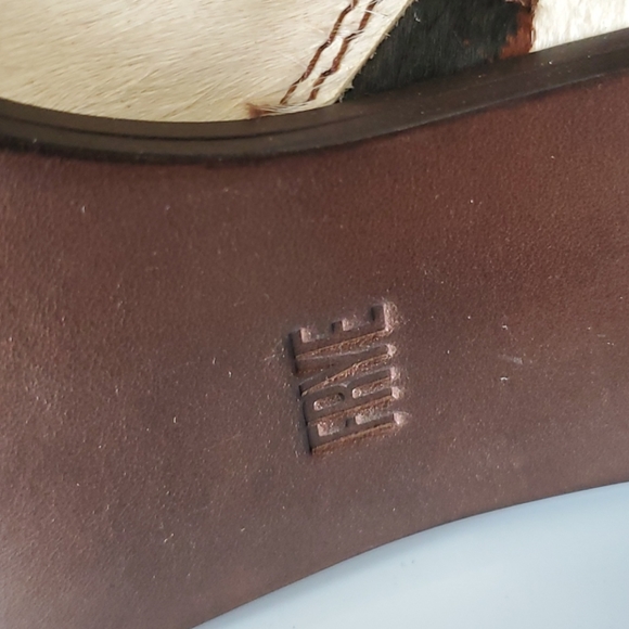 NWT FRYE Georgia Cow Print Bootie Cream/Brown - Picture 10 of 15